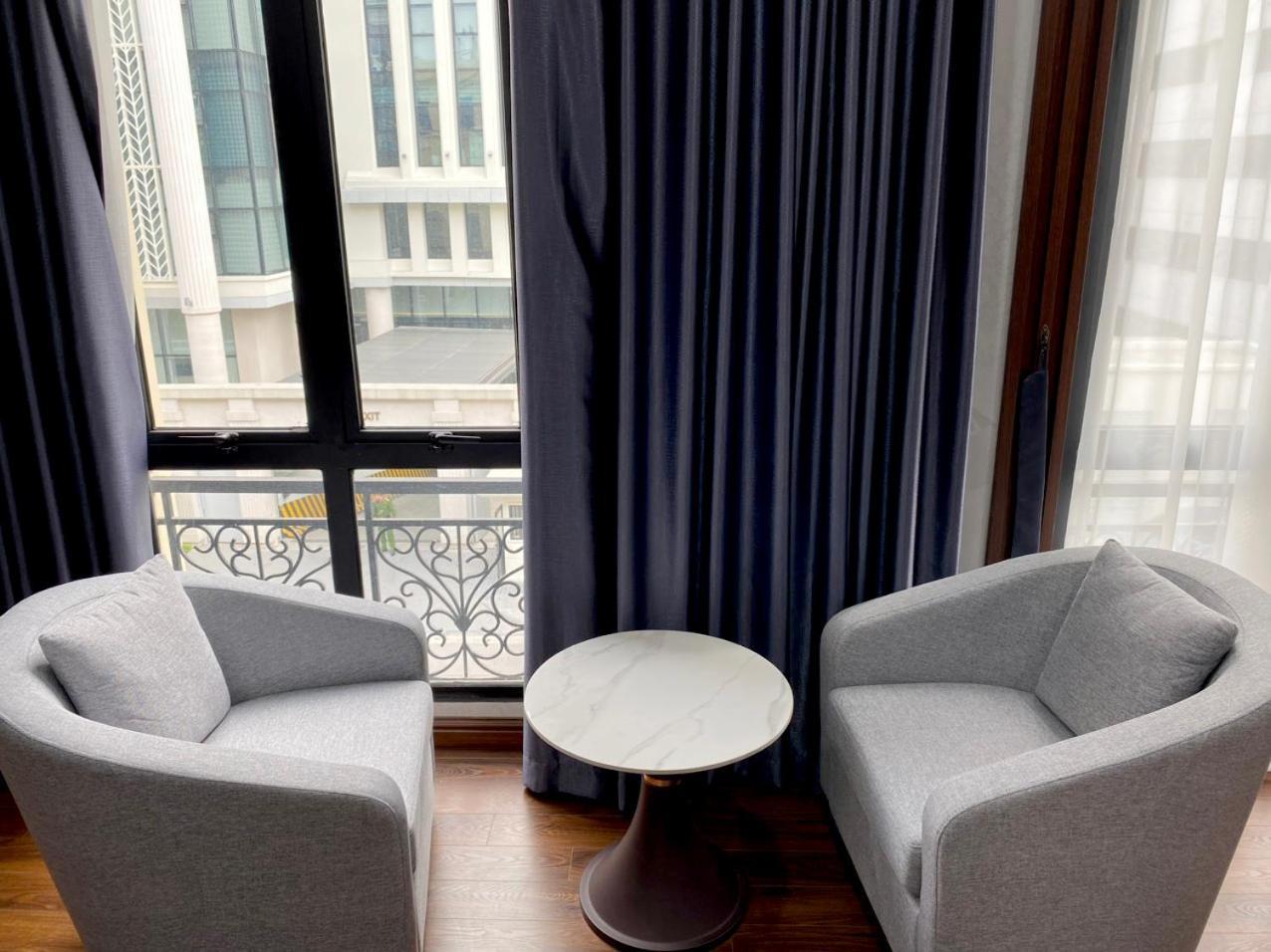 NguyẽN QuyèN Hotel Hanoi Buitenkant foto