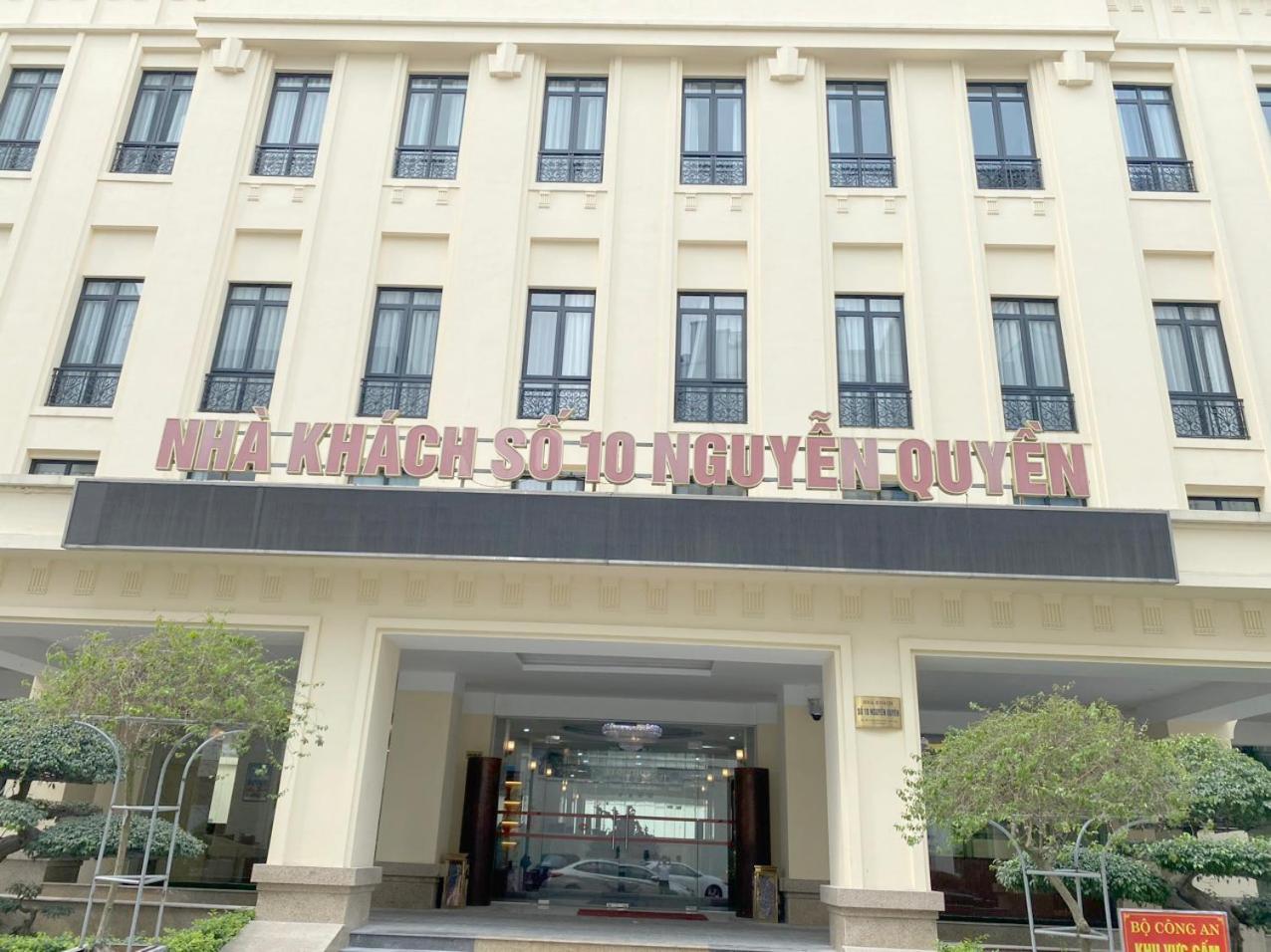 NguyẽN QuyèN Hotel Hanoi Buitenkant foto