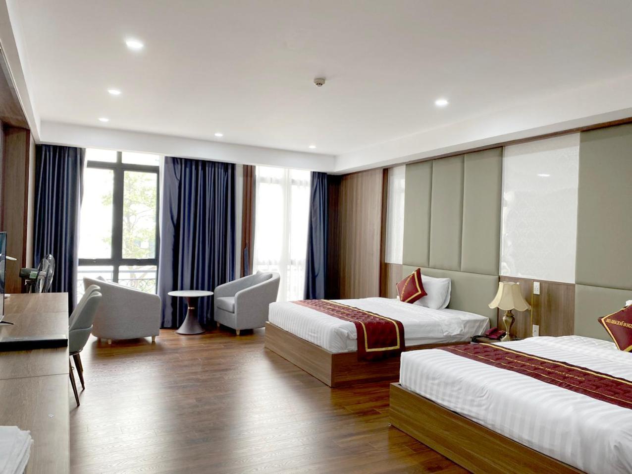 NguyẽN QuyèN Hotel Hanoi Buitenkant foto